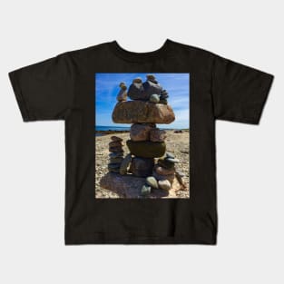 Amazing Rock cairns at the Cape Kids T-Shirt